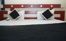 Nirmal Palace Kanpur 2*